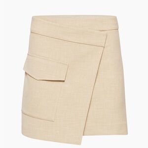 Aritzia “Happy Hour Skirt” Babaton. NEW never worn